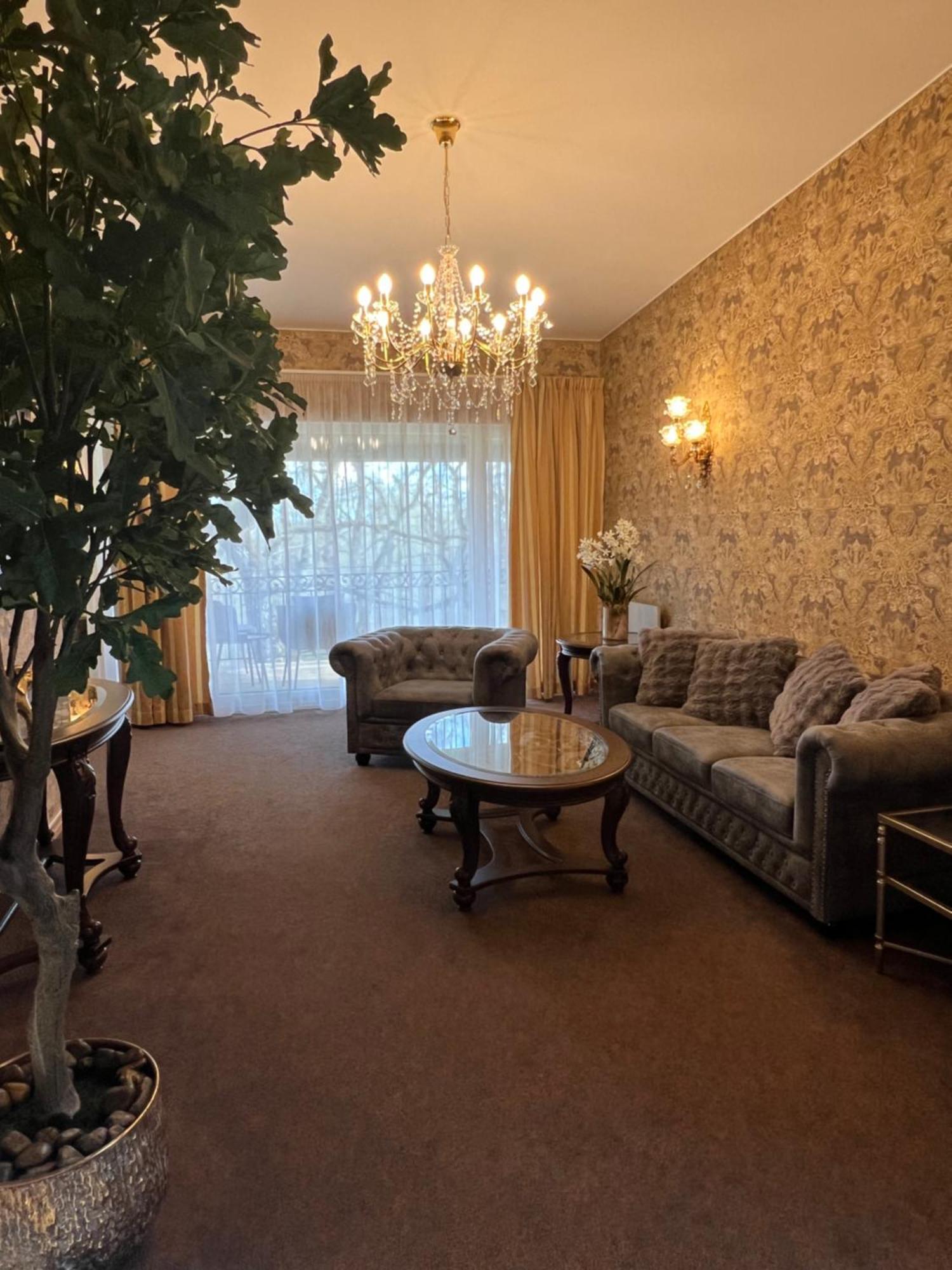 Villa Hotel Theresa ラクヴェレ エクステリア 写真